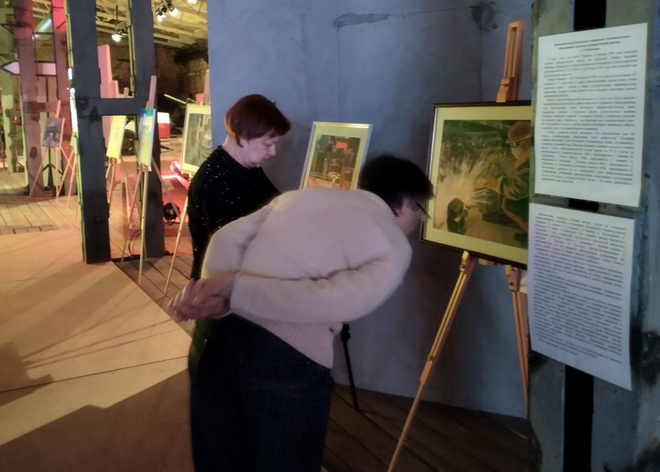 Экспозиция картин о СМЗ открылась в Перми 